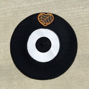 Halloween Spiderweb beret 🦇🖤